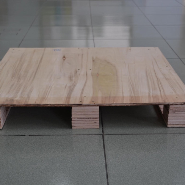 Pallet liền mặt